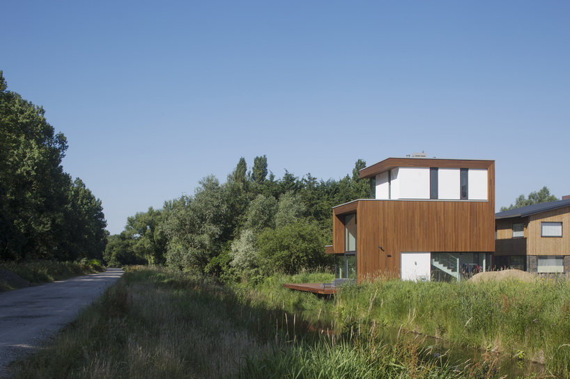 HOYT architecten house gele lis hague designboom 