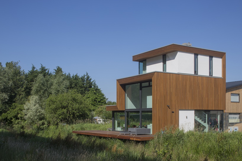 HOYT architecten house gele lis hague designboom 