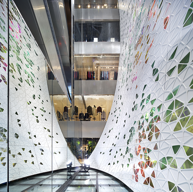 uufie-printemps-geometric-veil-mirror-facade-art-nouveau-designboom