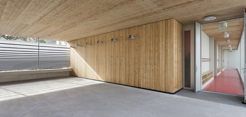 yoonseux architectes extends j jaures ii primary school and garden in france - 2