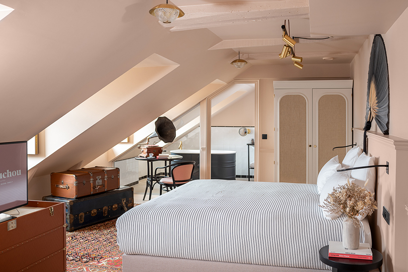 chouchou hotel a large living space in paris by michael malapert 8