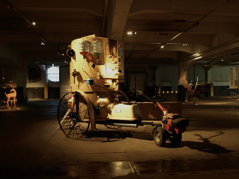 olaf mooij the coach mobile artist studio designboom