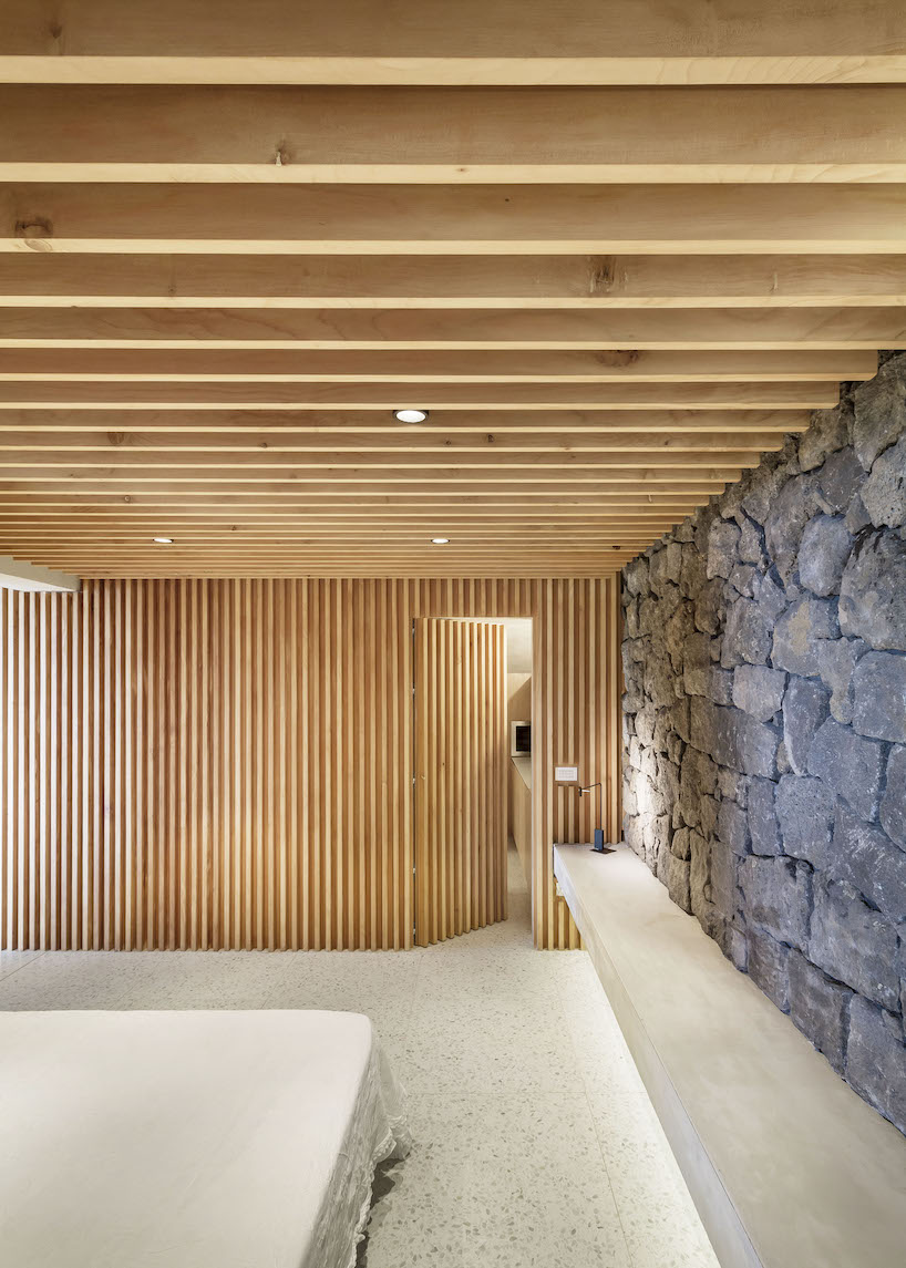 a house in sicily a delicate domestic eden 10