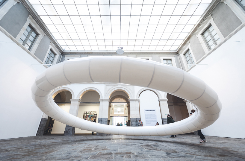 vincent leroy levitates boreal halo in the beaux-arts museum of rennes, france - 1