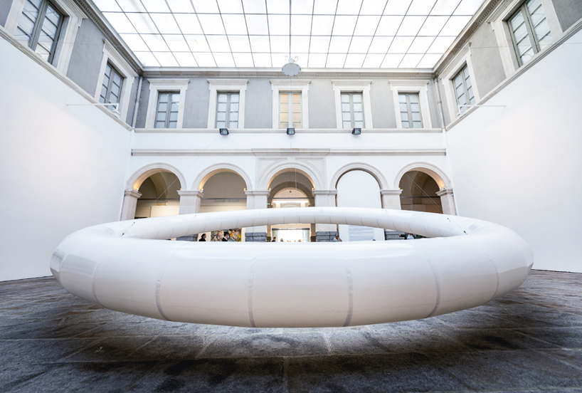 vincent leroy levitates boreal halo in the beaux-arts museum of rennes, france - 4