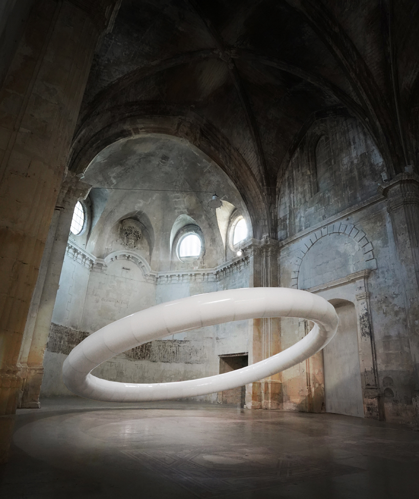 'boreal halo' within 17th-century church building in france