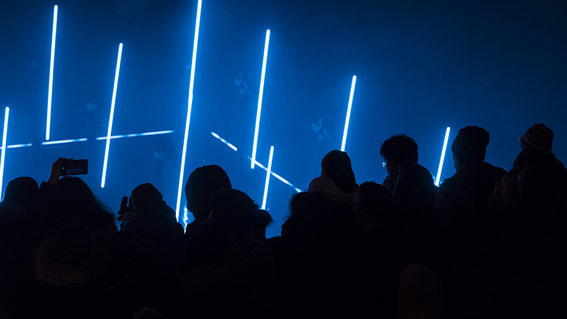 collectif scale's 'ballet of robots' makes light dance in lyon, france designboom