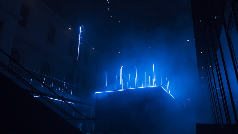 collectif scale's 'ballet of robots' makes light dance in lyon, france designboom