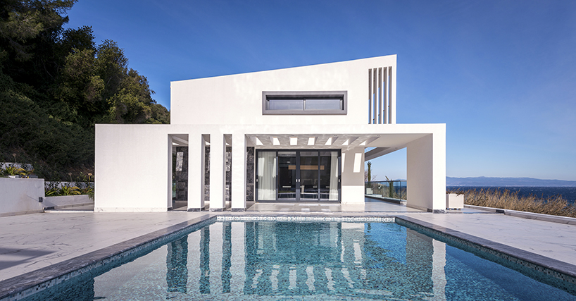 officetwentyfivearchitects designs two idyllic beachside villas in greece designboom