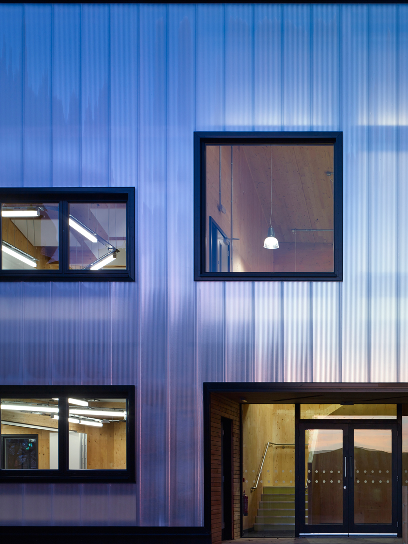urban projects bureau clads school extension with polycarbonate paneling - 2