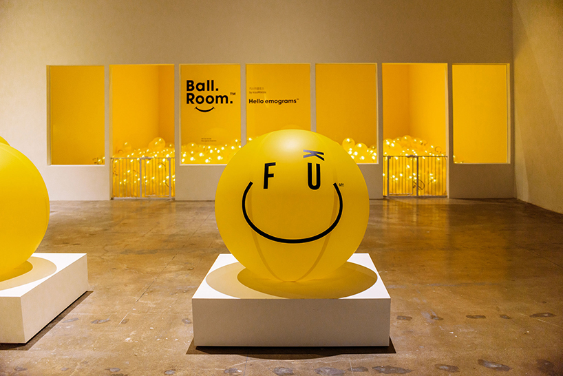 kissmiklos pays homage to the first smiley face with 'emogram' installation in south korea designboom