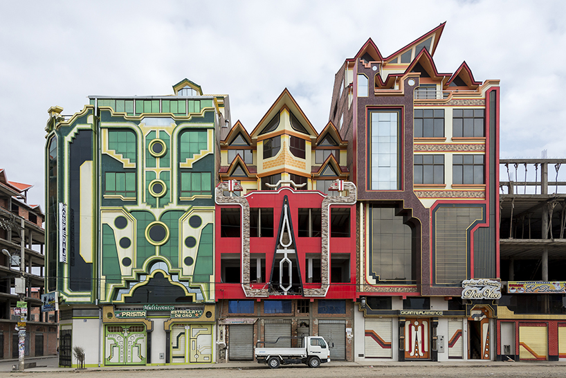 photographer captures cholets,  bolivian style houses that represent success in el alto designboom