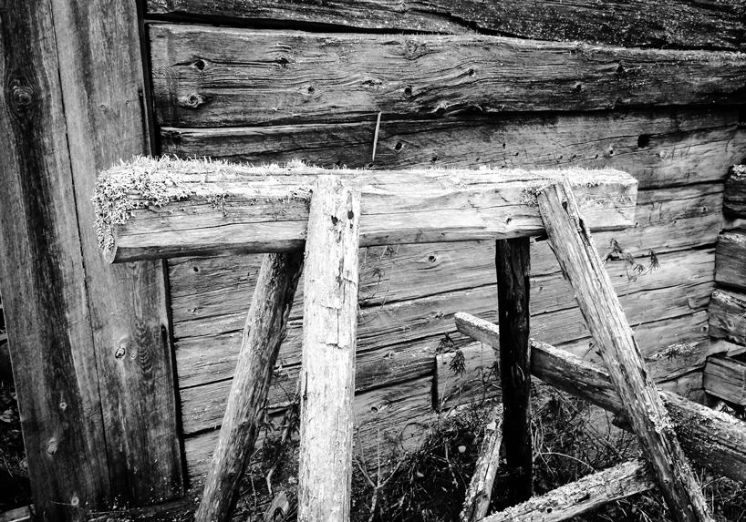 johan kauppi subtle floor screens glimakra stockholm furniture fair designboom