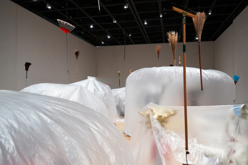 yasuaki onishi collaborates with taro okamotos sculptures 9