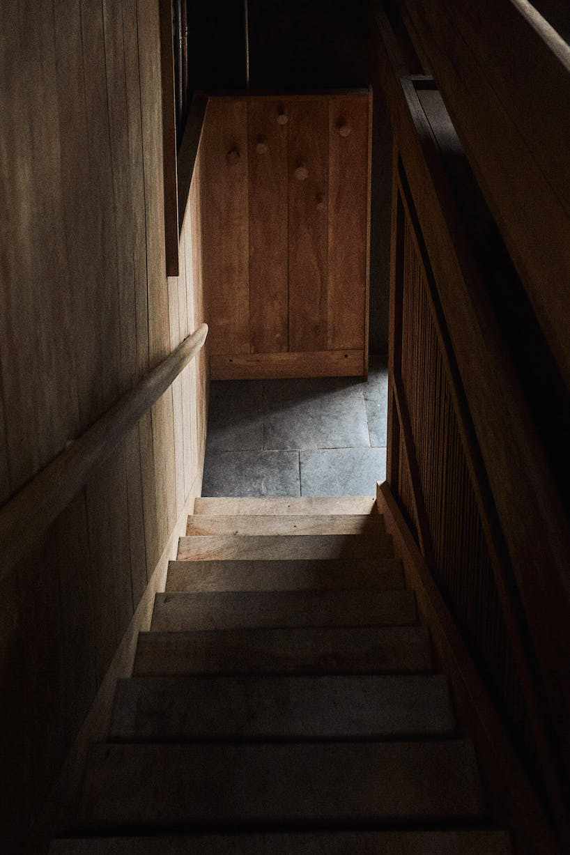 ghezzi novak and blanco use natural materials in cozy restaurant interior, lima