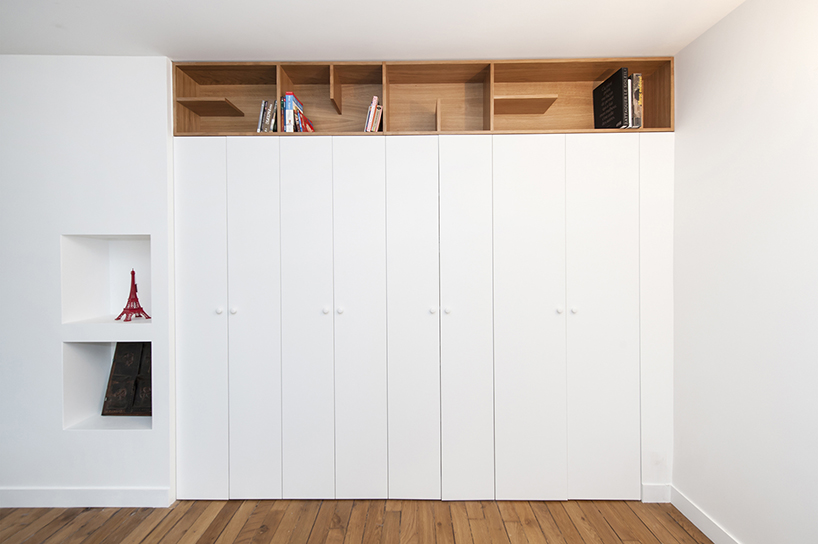 pierre-louis gerlier + marion duclos design meshes for sleeping in a bookcase designboom