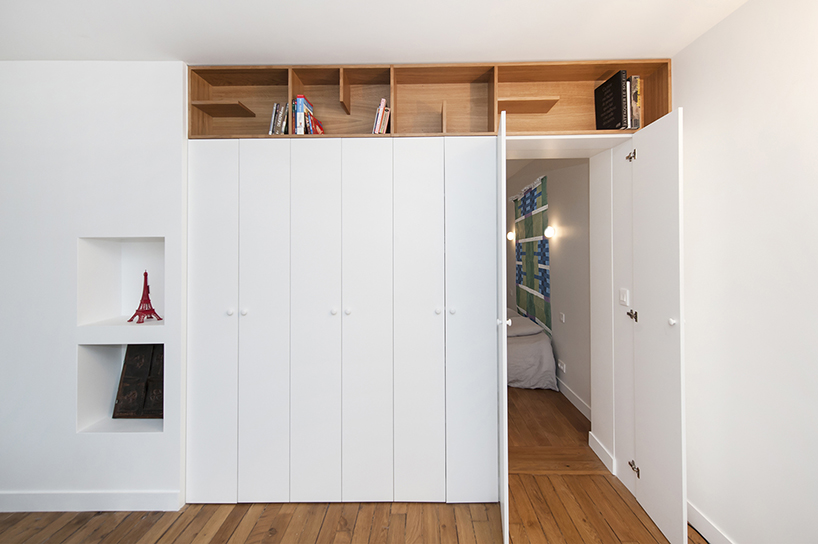 pierre-louis gerlier + marion duclos design meshes for sleeping in a bookcase designboom