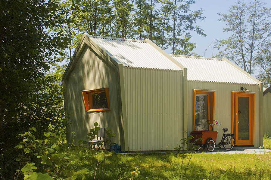 studio elmo vermijs designs skaeve huse on the outskirts of eindhoven in the netherlands - 3