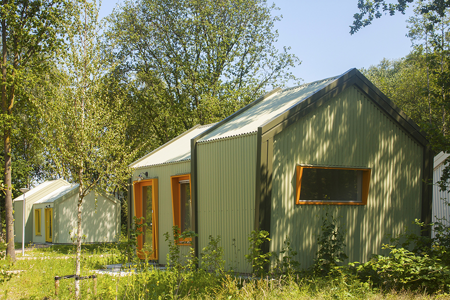 studio elmo vermijs designs skaeve huse on the outskirts of eindhoven in the netherlands - 4