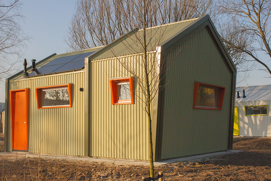 studio elmo vermijs designs skaeve huse on the outskirts of eindhoven in the netherlands - 5