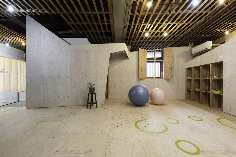 TD atelier builds an employment support center for people with disabilities in japan designboom