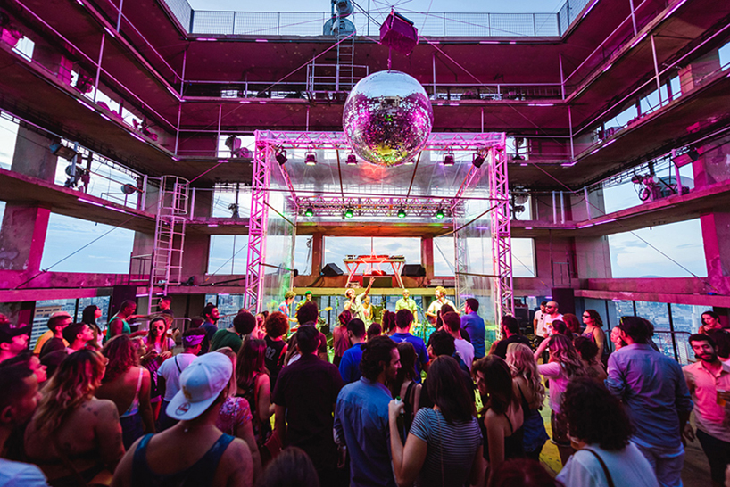 studio guto requena sensitive star interactive installation sao paulo designboom