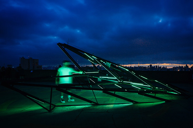 studio guto requena sensitive star interactive installation sao paulo designboom