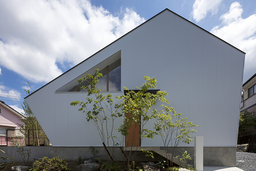 Arbol Design Incorporates Angular Gabled Roof In Quaint