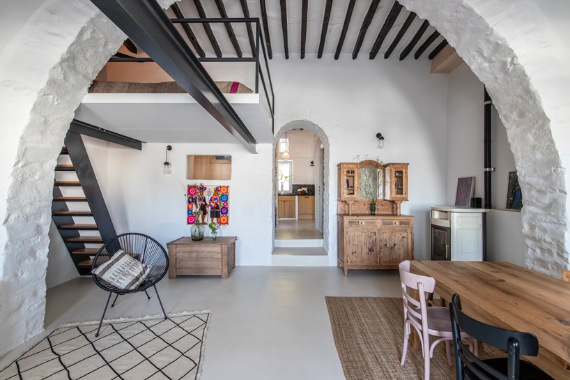 renovation by bobotis+bobotis breathes life into 1910 house in tinos island, greece