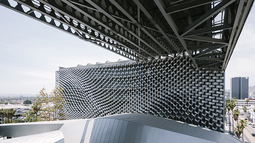 satoru sugihara's work displayed in agent-based comp. design exhibition - 1