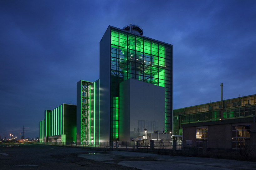 kadawittfeldarchitektur night lausward power plant düsseldorf germany designboom