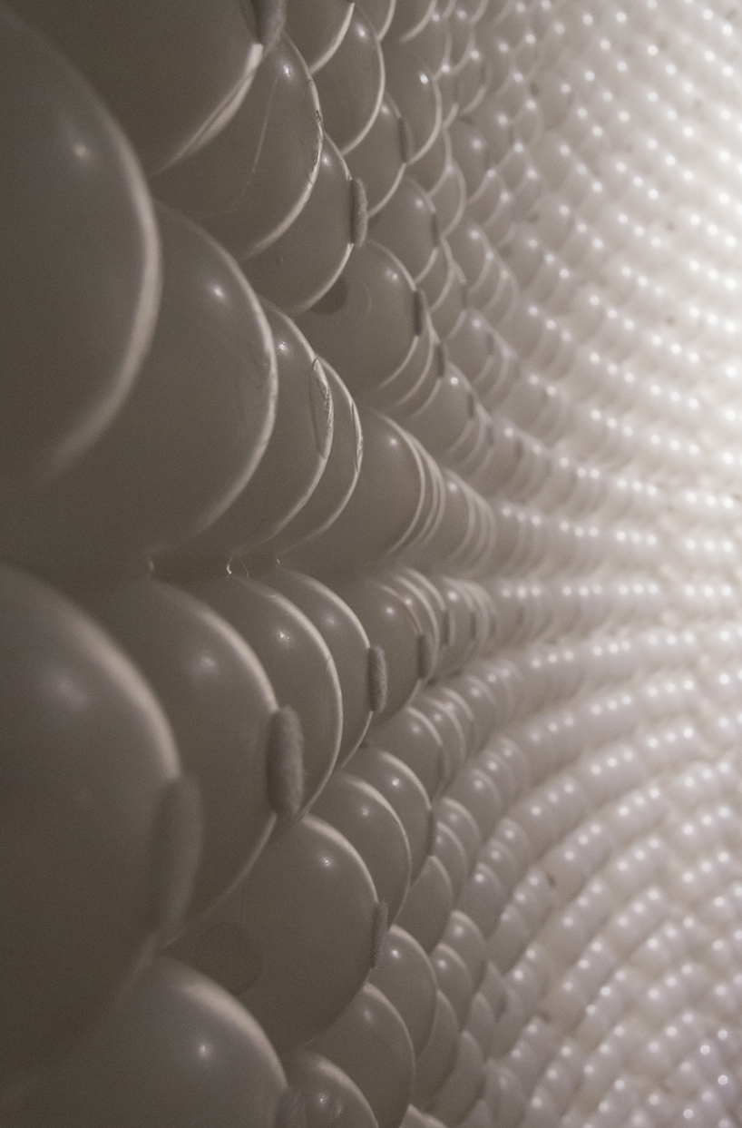 hou de sousa raise raze installation snarkitechture the beach balls leftovers designboom