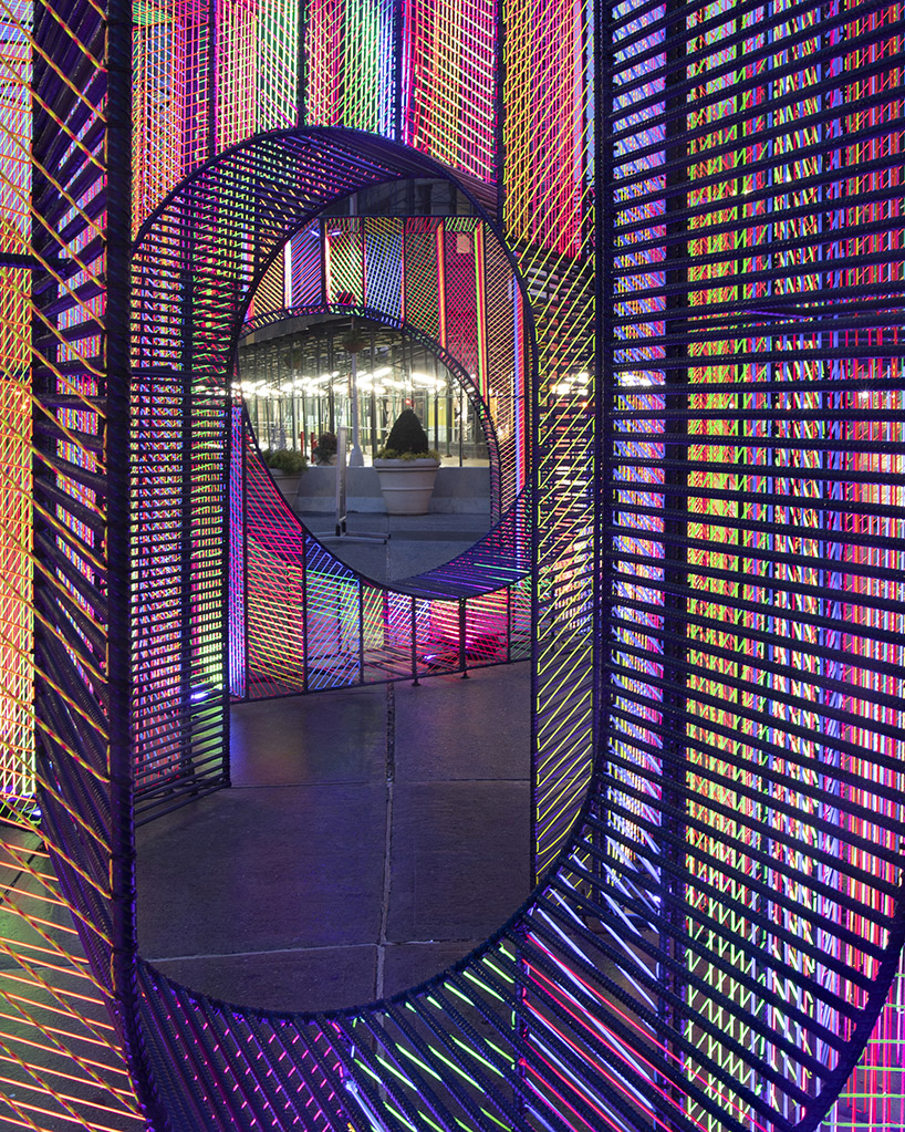 hou de sousa's iridescent ziggy installation opens in new york's flatiron plaza designboom