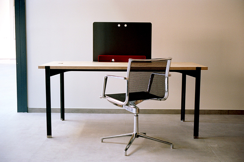 studio millimètre acier noir collection designboom