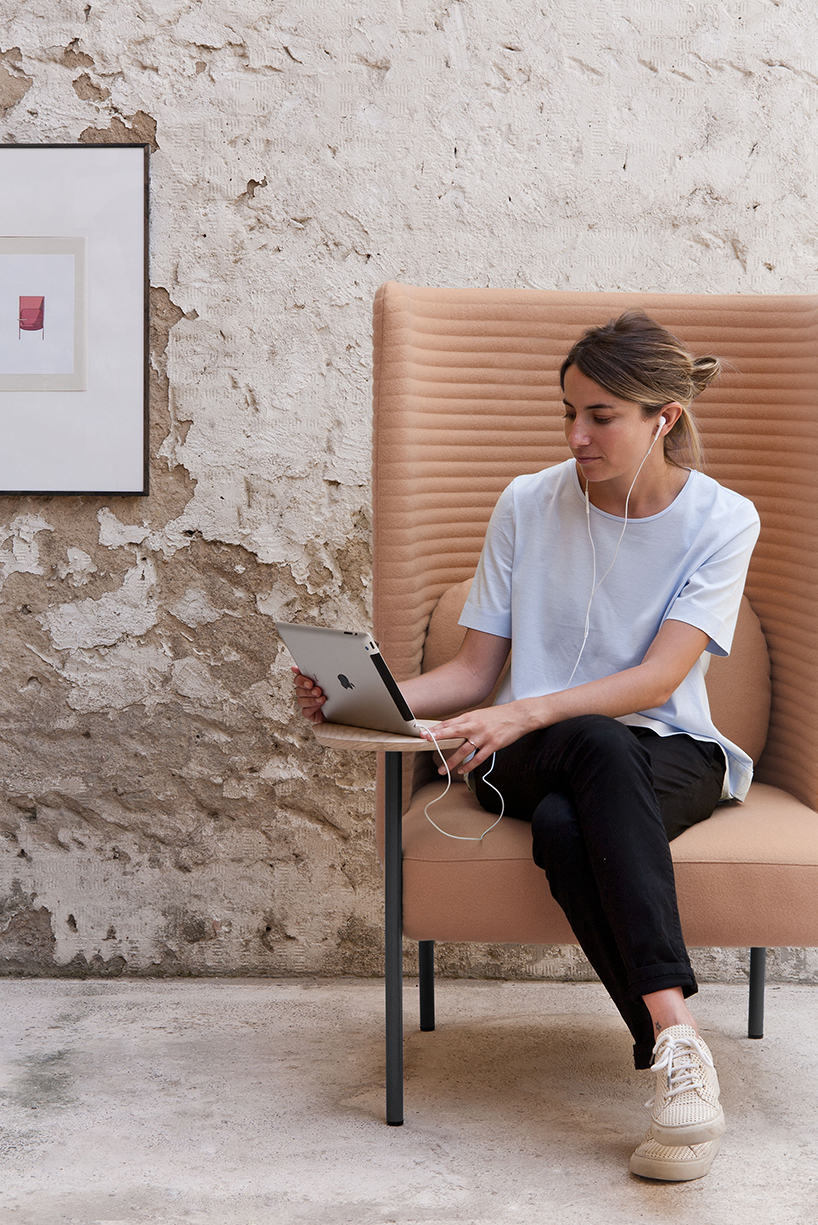 perezochando ara armchair missana designboom