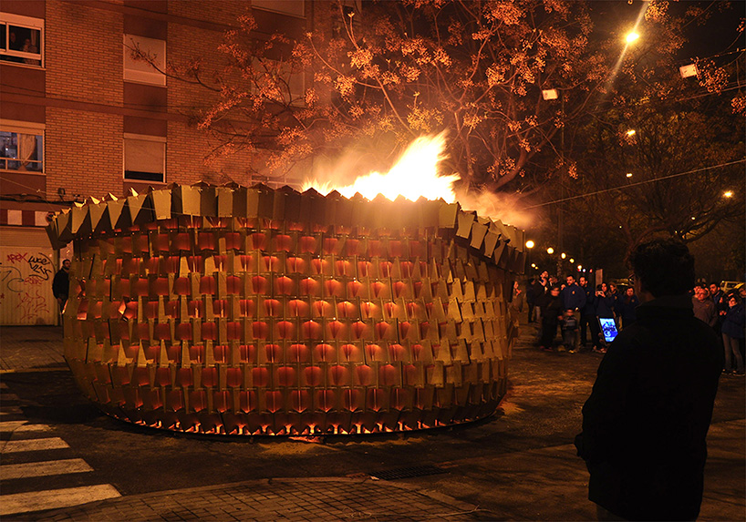 nituniyo memosesmas installation empty head designboom