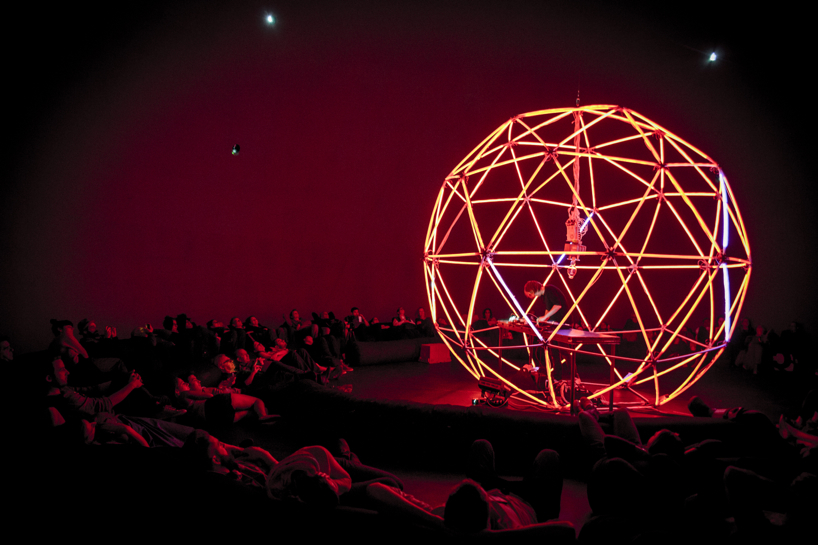 fraction entropia audio-visual performance installation designboom fraction entropia audio-visual performance installation designboom