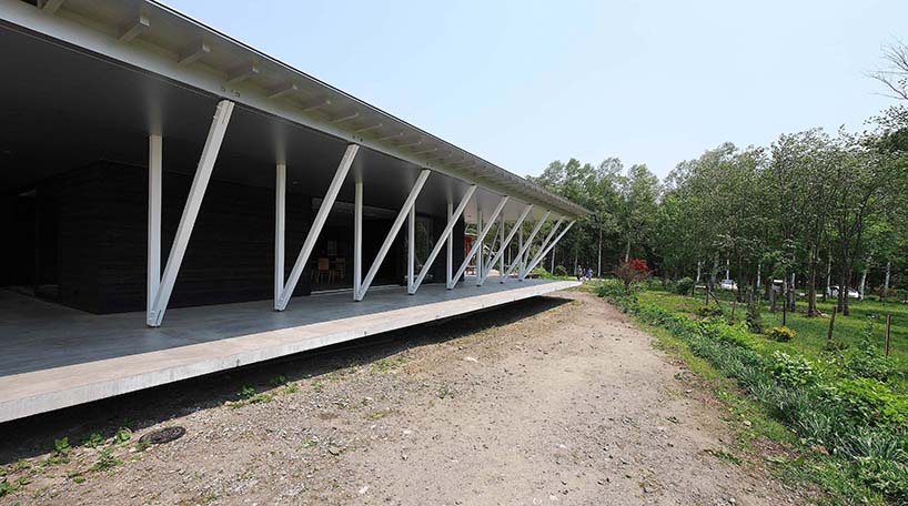 hiroshi kawahito's karinnpani hall at kyoudogakusha shintoku farm - 4