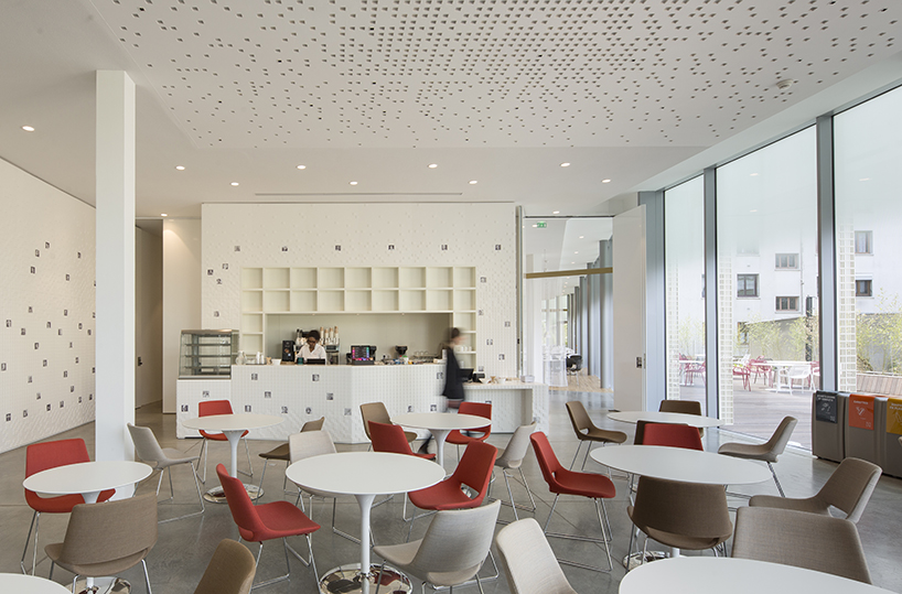hachette livre paris headquarters jacques ferrier architectures designboom