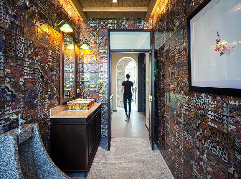 junsekino forms a lush courtyard at the center of tare house in bangkok designboom