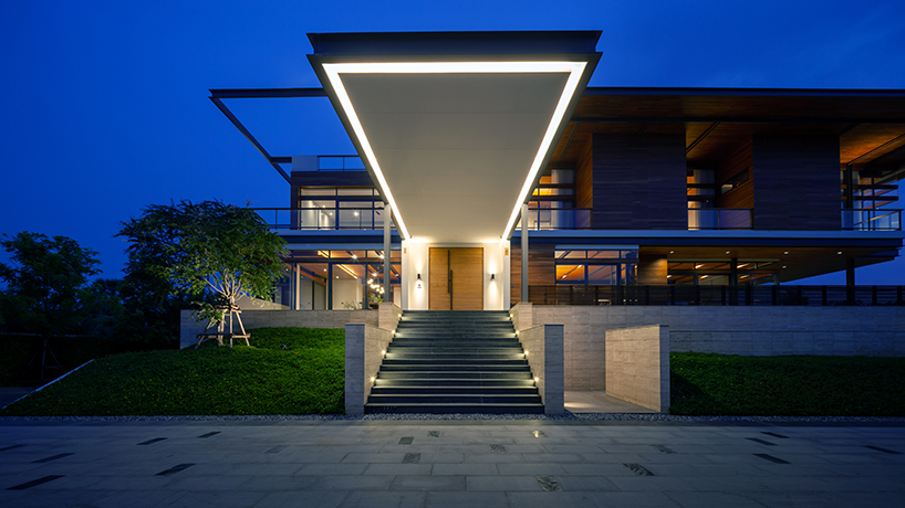 junsekino-nakhon-chai-si-house-family-residence-bangkok-thailand-11-26-2019-designboom