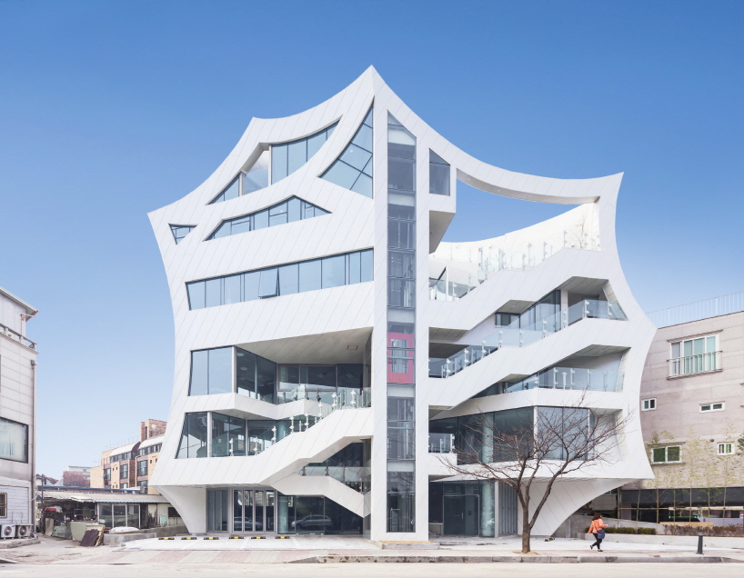 IROJE KHM architects archi-fiore building gyeonggi seoul korea designboom