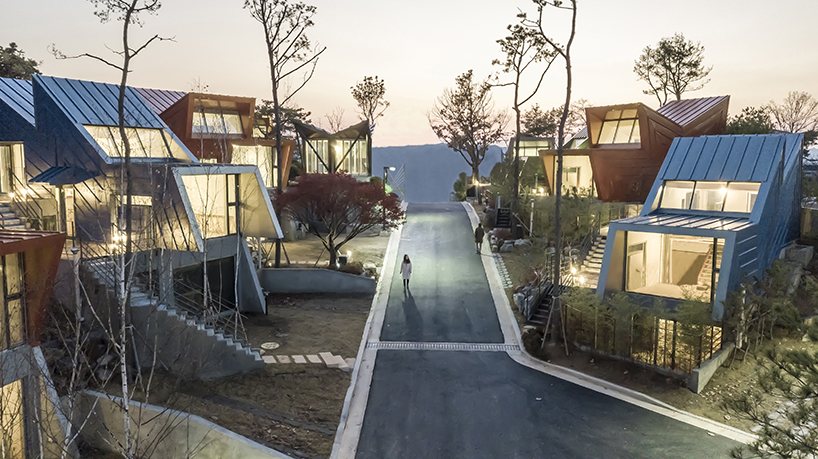 IROJE KHM forms zig-zagged colored townhouses for 'stella fiore' project in south korea designboom