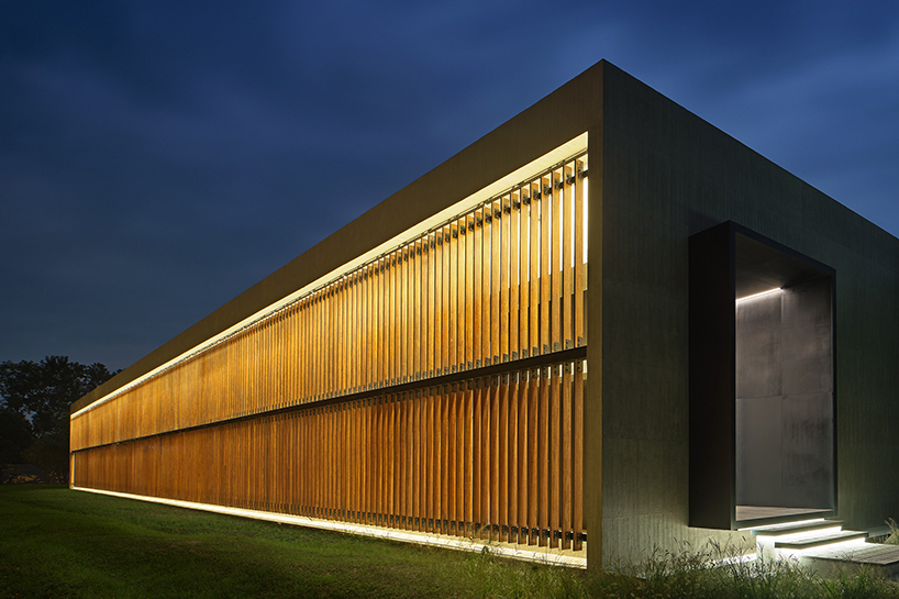 mitsuhiro shoji turns an old linen factory into a gallery in zhejiang, china designboom