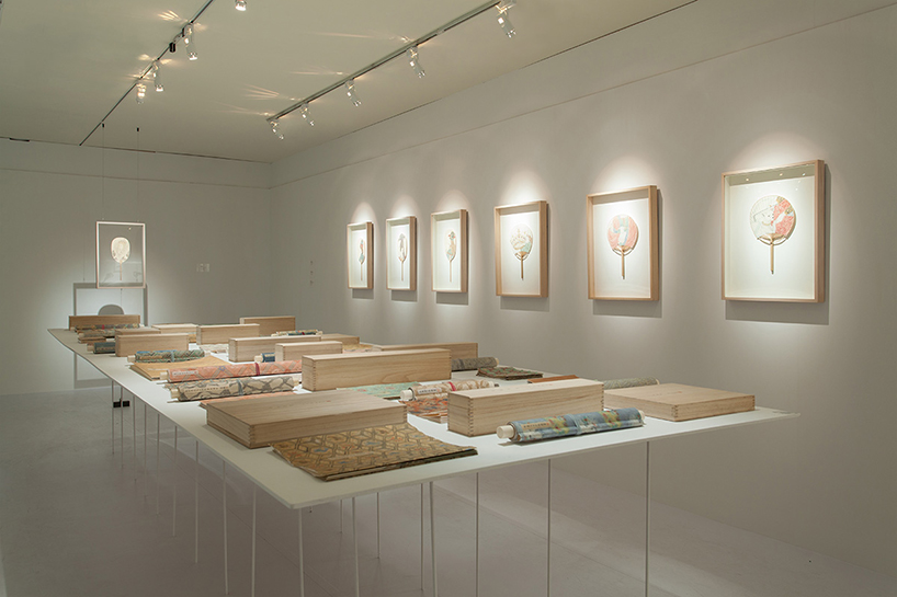 noiz architects designs minimal exhibition space for peng wei in taipei - 2