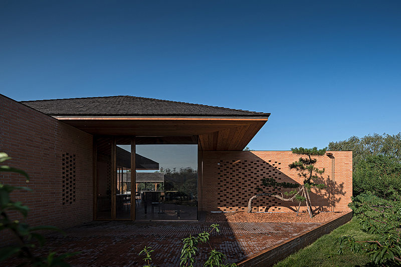 archstudio-courtyard-villa-hebei-china-07-25-2019-designboom