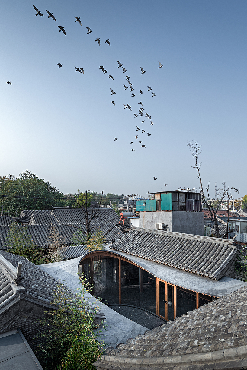 archstudio fuses old with new to renovate a traditional siheyuan residence in beijing designboom