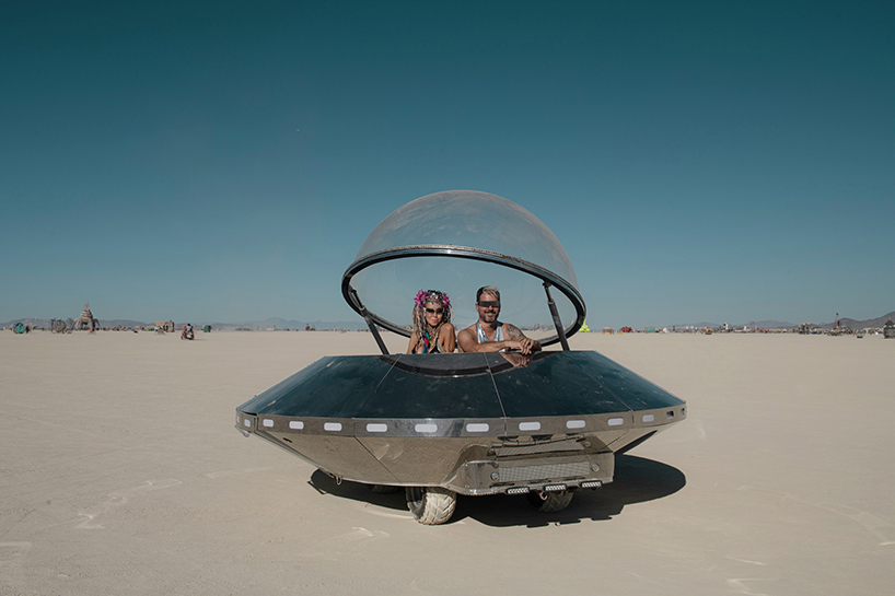 alexandra lier captures the surreal mutant vehicles of burning man in her new photo book - 2