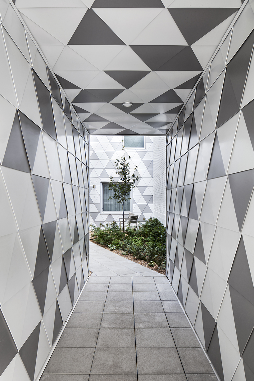 ADHOC's la géode in montreal includes a courtyard for housing optimization and fluidness - 5