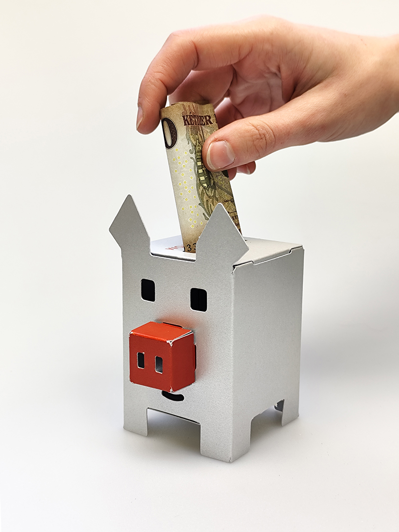 metallic paper piggy bank